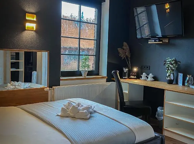 Отель Boutique Schulz Classic Нойштадт-ам-Рюбенберге